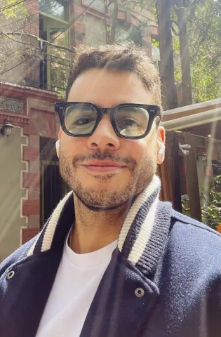 Francisco Granados, vicepresidente sénior de A&R en Warner Music Latam